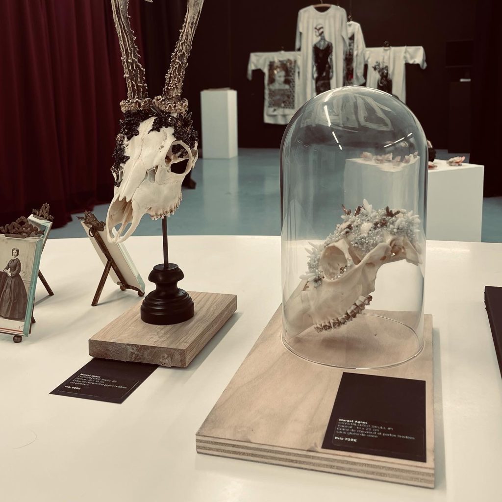 > 03 AU 23 décembre 2022. Exposition : 6 créateurs s'invitent chez BB.